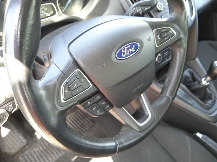 Photo 15 VIN: WF05XXGCC5FY12830 - FORD FOCUS 