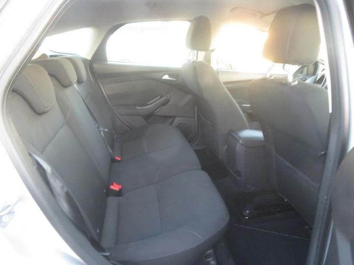 Photo 17 VIN: WF05XXGCC5FY12932 - FORD FOCUS 