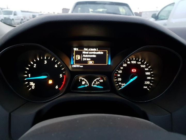 Photo 27 VIN: WF05XXGCC5GK32597 - FORD FOCUS 