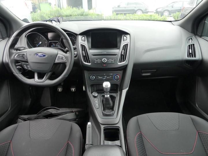 Photo 3 VIN: WF05XXGCC5HA10898 - FORD FOCUS 