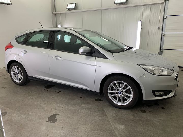 Photo 14 VIN: WF05XXGCC5HE88189 - FORD FOCUS 