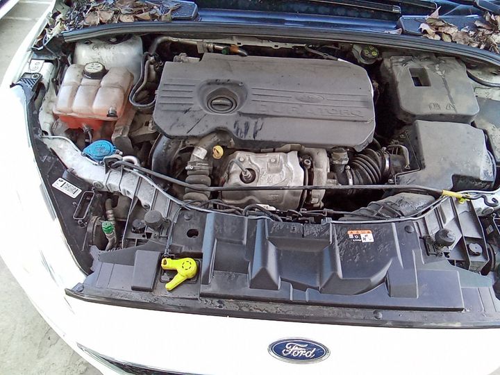 Photo 17 VIN: WF05XXGCC5HK05943 - FORD FOCUS 