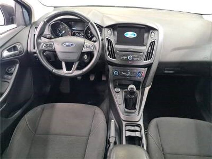 Photo 8 VIN: WF05XXGCC5HR82610 - FORD FOCUS 