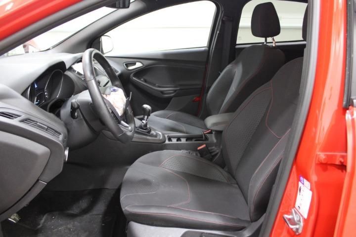 Photo 10 VIN: WF05XXGCC5JS65538 - FORD FOCUS HATCHBACK 