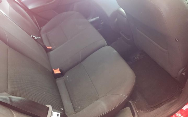 Photo 29 VIN: WF05XXGCC5JT14721 - FORD FOCUS 