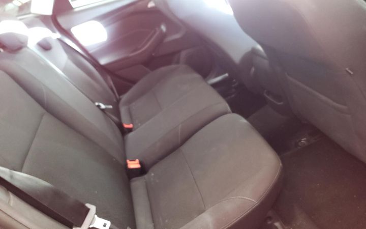 Photo 34 VIN: WF05XXGCC5JT14721 - FORD FOCUS 