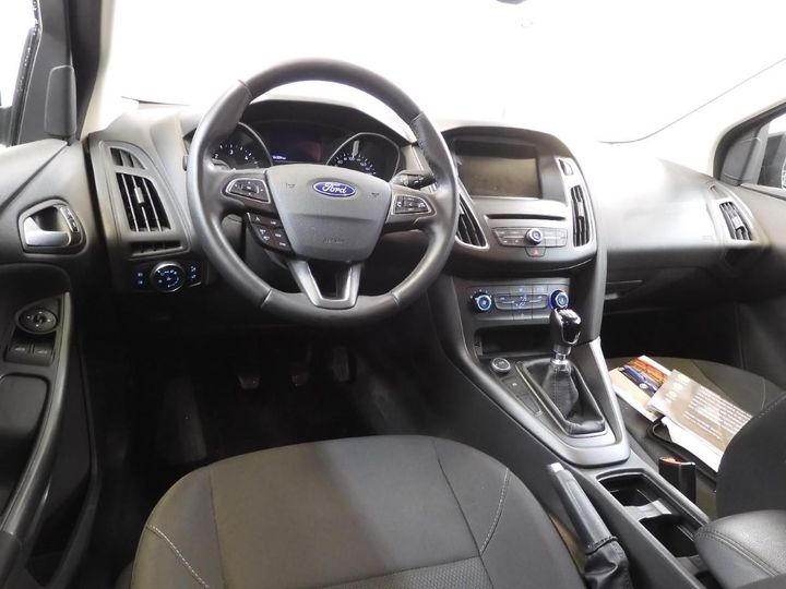 Photo 3 VIN: WF06XXGCC6GT72386 - FORD FOCUS 