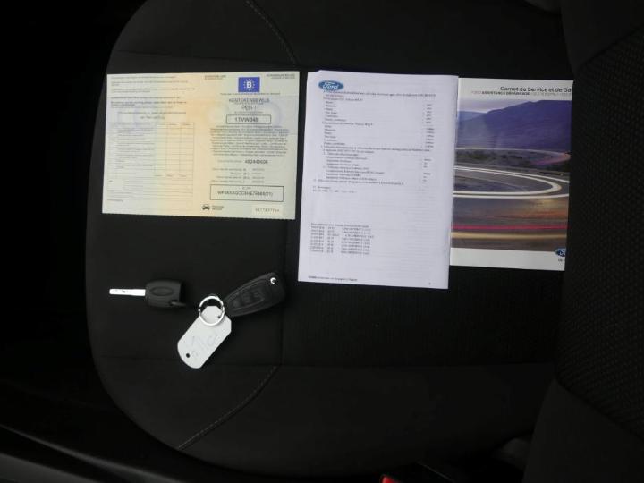 Photo 4 VIN: WF06XXGCC6HE76868 - FORD FOCUS 