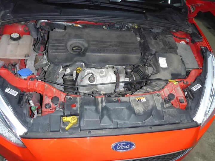 Photo 15 VIN: WF06XXGCC6HK84588 - FORD FOCUS 