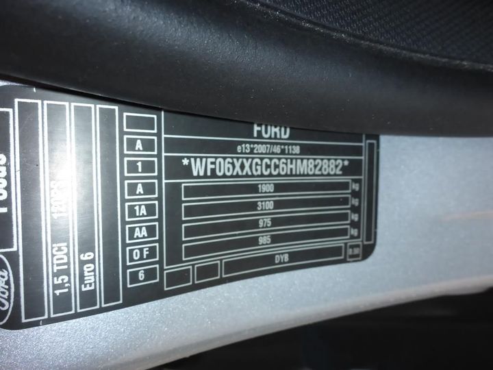 Photo 12 VIN: WF06XXGCC6HM82882 - FORD FOCUS 