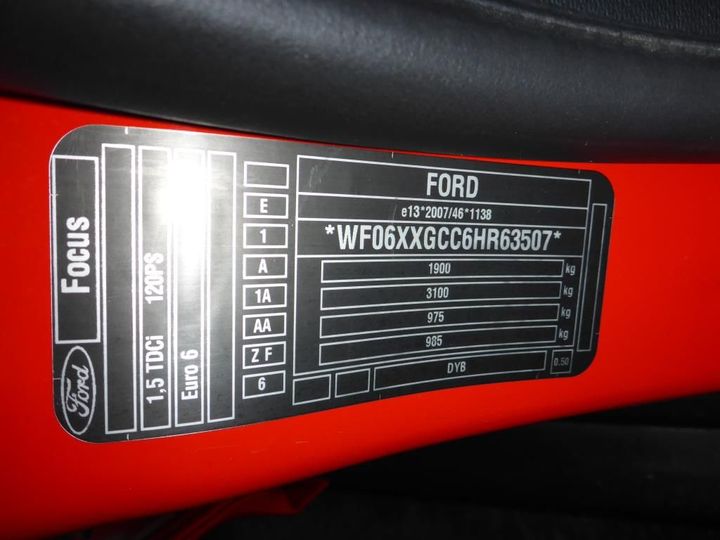 Photo 12 VIN: WF06XXGCC6HR63507 - FORD FOCUS 