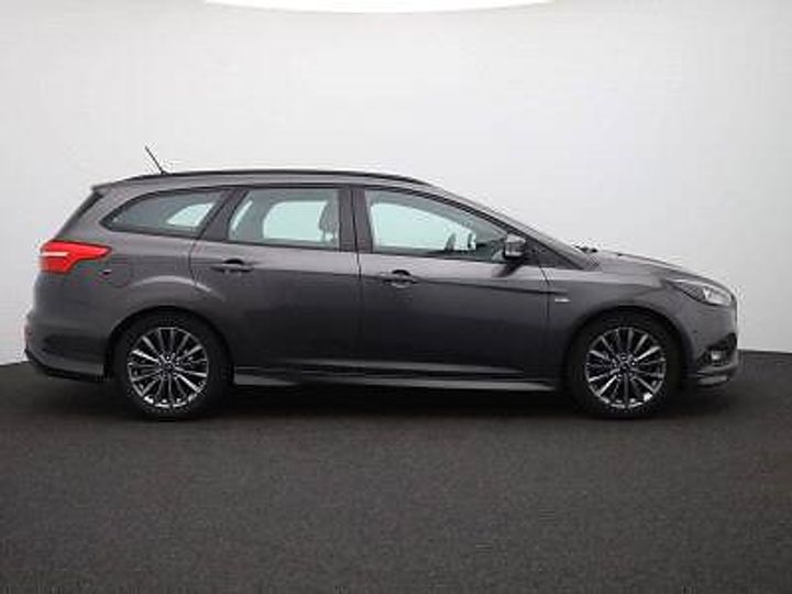 Photo 6 VIN: WF06XXGCC6JY57265 - FORD FOCUS WAGON 