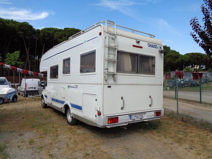 Photo 2 VIN: WF0AXXGBFA1P17914 - FORD CHAUSSON CONVERTED BOX VAN 