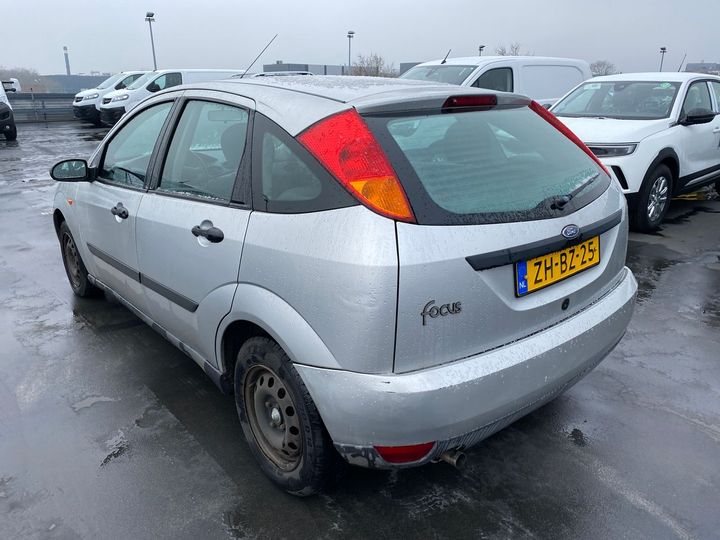 Photo 2 VIN: WF0AXXGCDAXE87883 - FORD FOCUS 