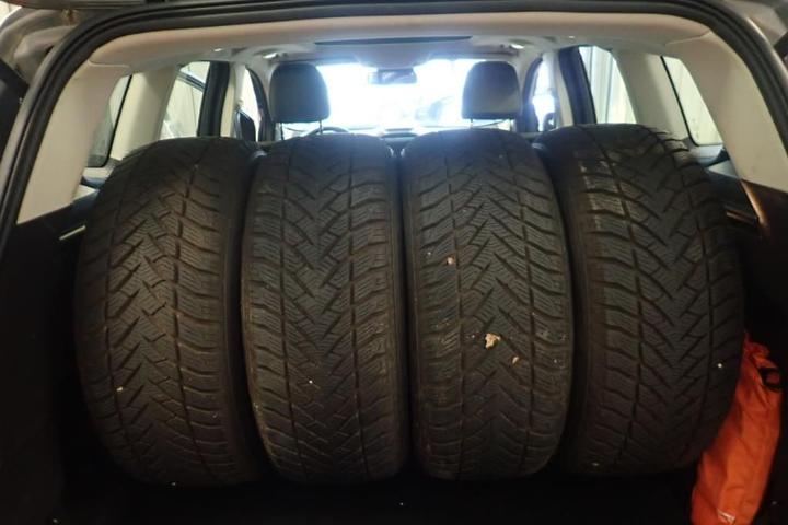 Photo 4 VIN: WF0AXXWPMAFM48395 - FORD KUGA 