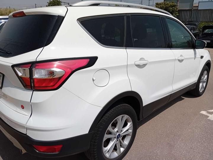 Photo 11 VIN: WF0AXXWPMAHC23337 - FORD KUGA 