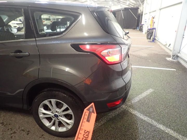 Photo 28 VIN: WF0AXXWPMAJJ16119 - FORD KUGA 