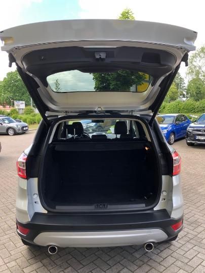 Photo 17 VIN: WF0AXXWPMAKJ53011 - FORD KUGA SUV 