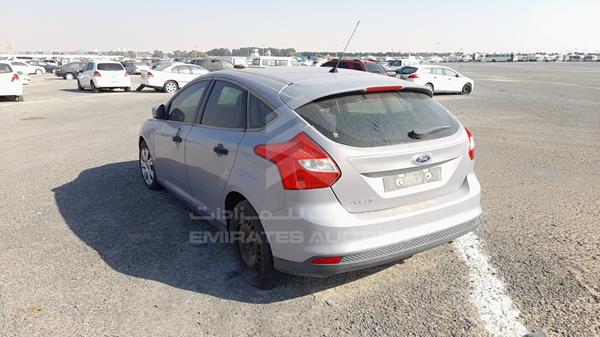 Photo 6 VIN: WF0BB2KF3ELL67722 - FORD FOCUS 