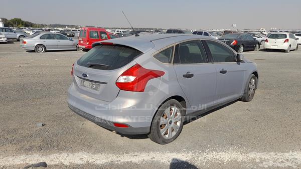 Photo 8 VIN: WF0BB2KF3ELL67722 - FORD FOCUS 