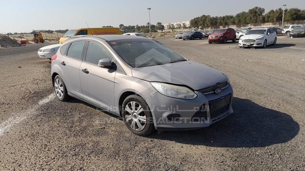 Photo 9 VIN: WF0BB2KF3ELL67722 - FORD FOCUS 