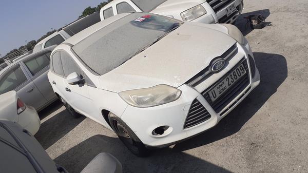 Photo 9 VIN: WF0BB2MF3CLA48169 - FORD FOCUS 