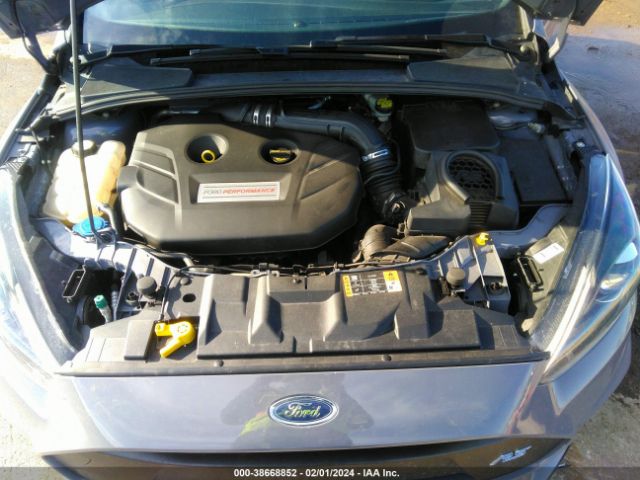 Photo 9 VIN: WF0DP3THXH4123029 - FORD FOCUS RS 