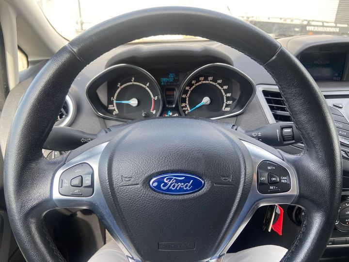 Photo 18 VIN: WF0DXXGAKDFJ09961 - FORD FIESTA 