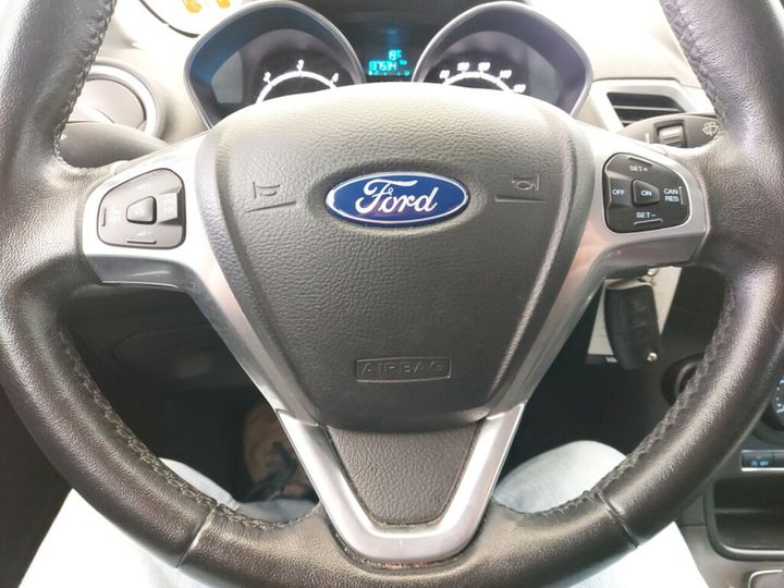 Photo 17 VIN: WF0DXXGAKDFJ10324 - FORD FIESTA 