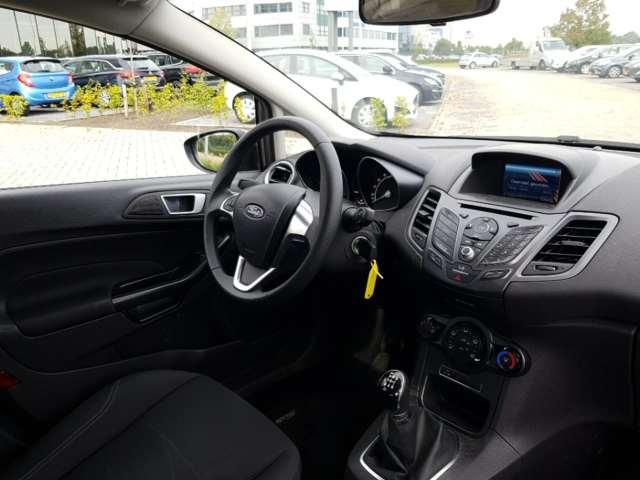 Photo 3 VIN: WF0DXXGAKDFK20847 - FORD FIESTA 