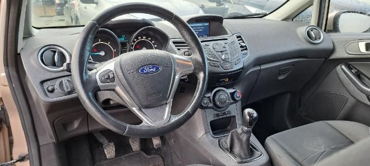 Photo 20 VIN: WF0DXXGAKDGS44406 - FORD FIESTA HATCHBACK 