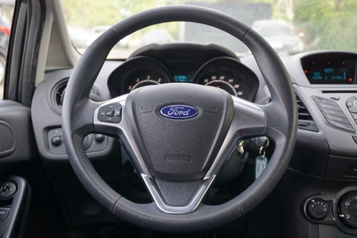 Photo 8 VIN: WF0DXXGAKDHM62089 - FORD FIESTA HATCHBACK 