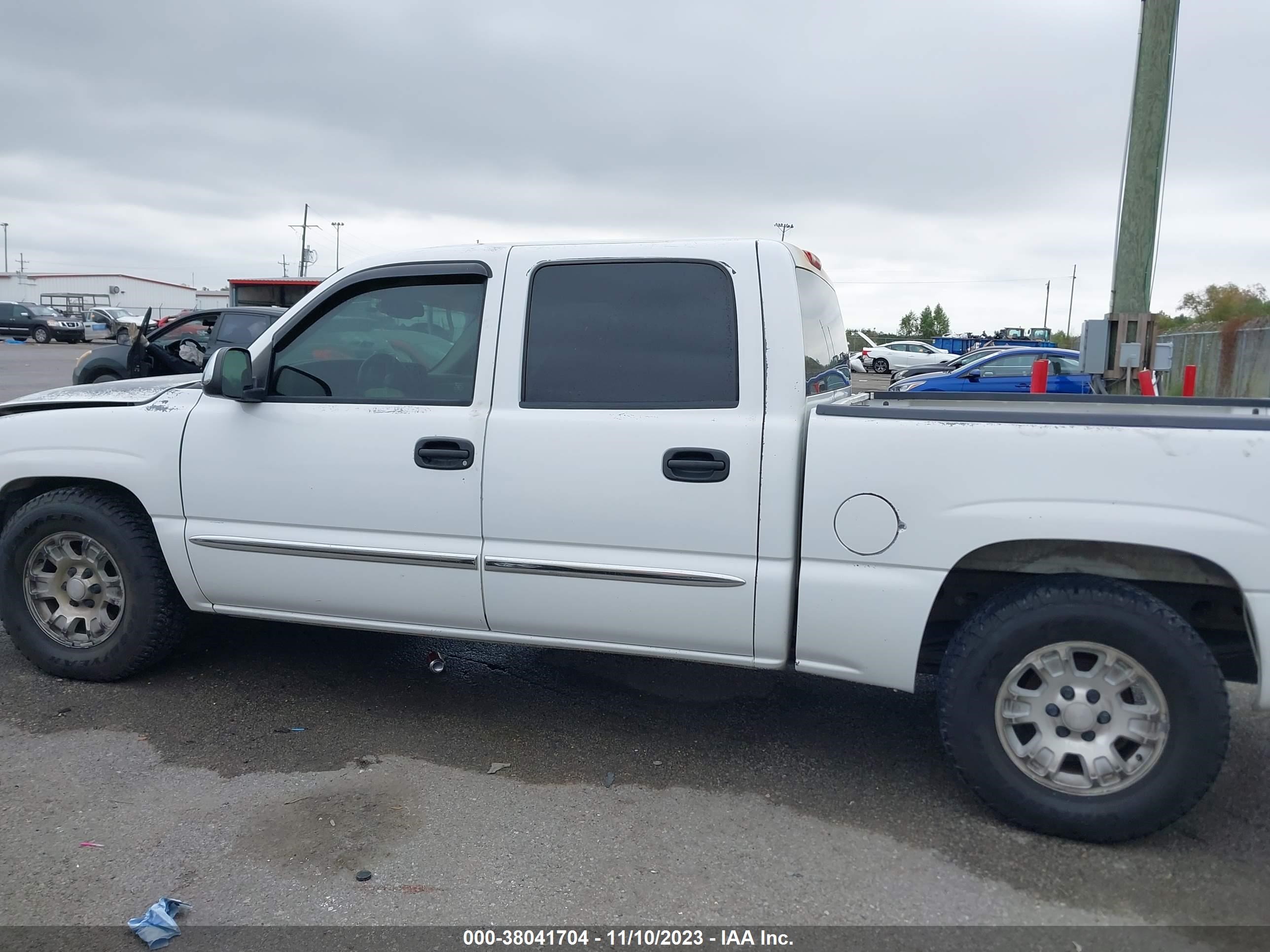 Photo 13 VIN: WF0DXXTTGDHD59378 - GMC SIERRA 