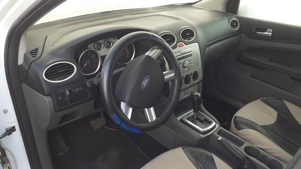 Photo 9 VIN: WF0FD94L68VR02221 - FORD FOCUS 