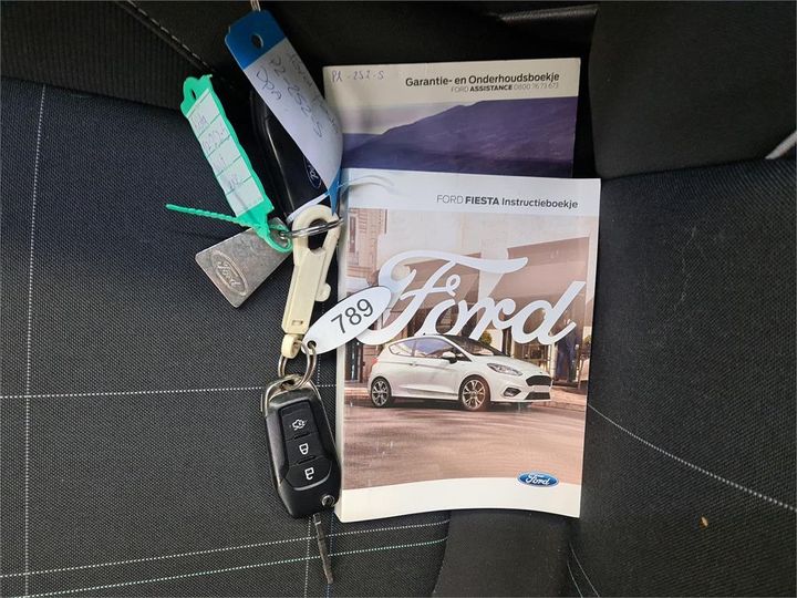 Photo 9 VIN: WF0JXXGAHJHC44742 - FORD FIESTA 