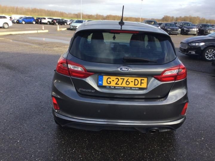 Photo 11 VIN: WF0JXXGAHJJB03763 - FORD FIESTA HATCHBACK 