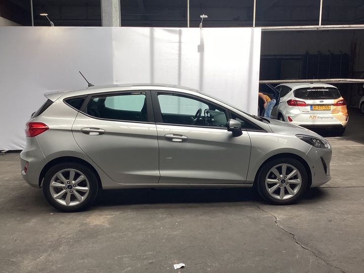 Photo 8 VIN: WF0JXXGAHJKC63076 - FORD FIESTA 