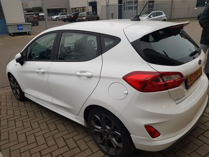 Photo 2 VIN: WF0JXXGAHJKE46318 - FORD FIESTA 