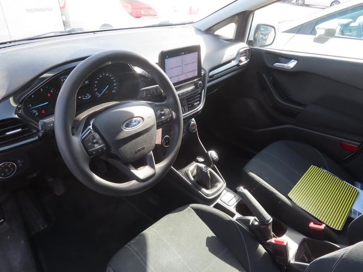 Photo 3 VIN: WF0JXXGAHJKJ68297 - FORD FIESTA 