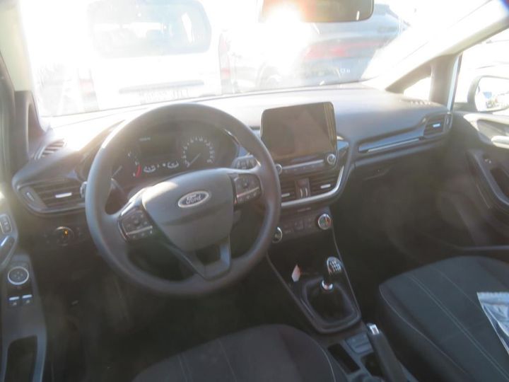 Photo 3 VIN: WF0JXXGAHJKJ68433 - FORD FIESTA 