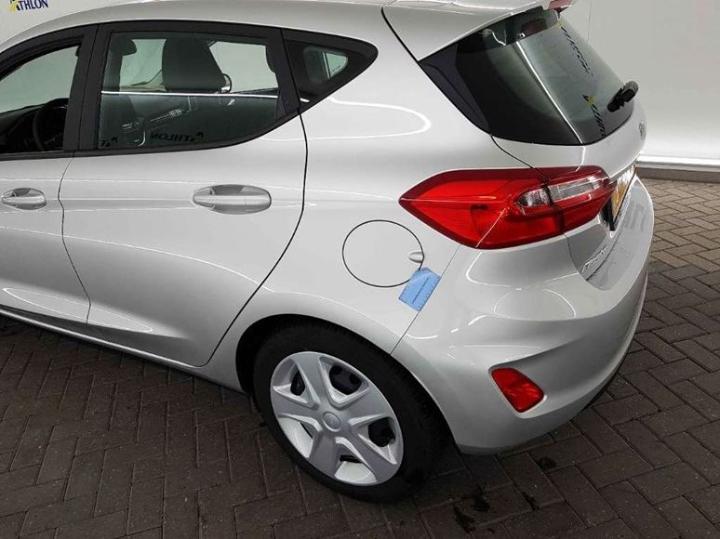 Photo 17 VIN: WF0JXXGAHJKL87357 - FORD FIESTA 