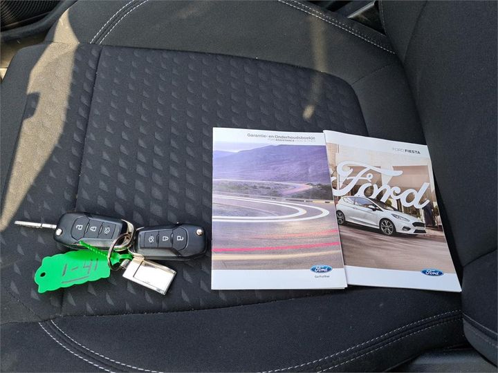 Photo 4 VIN: WF0JXXGAHJKP26439 - FORD FIESTA 