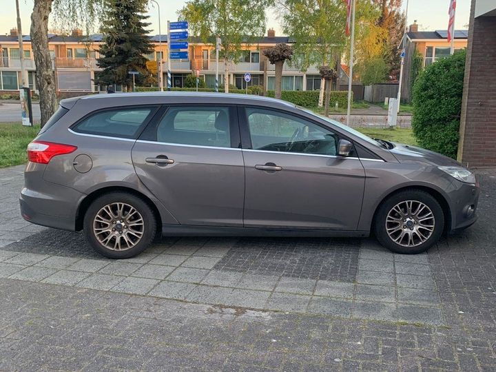 Photo 3 VIN: WF0LXXGCBLDJ68275 - FORD FOCUS 