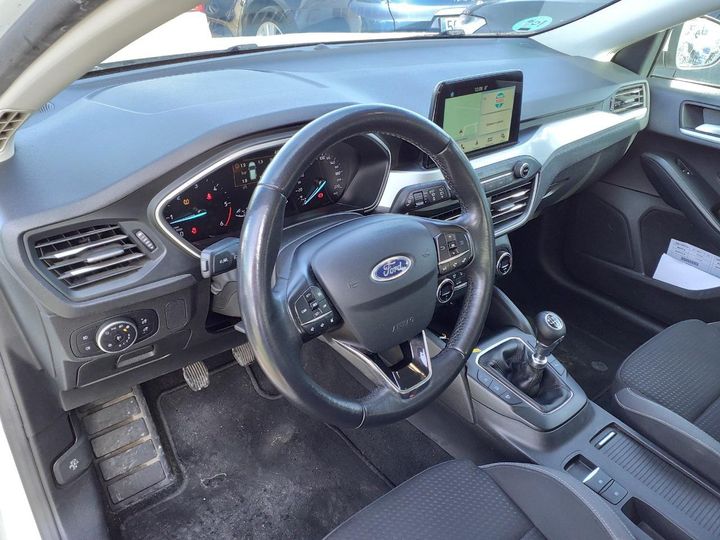 Photo 14 VIN: WF0NXXGCHNJP22653 - FORD FOCUS 