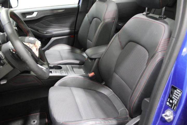 Photo 11 VIN: WF0NXXGCHNJR63916 - FORD FOCUS HATCHBACK 