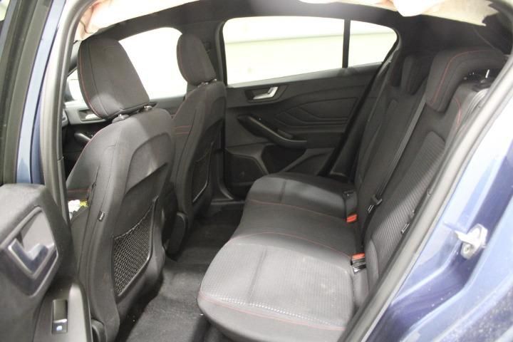 Photo 9 VIN: WF0NXXGCHNJU72646 - FORD FOCUS HATCHBACK 