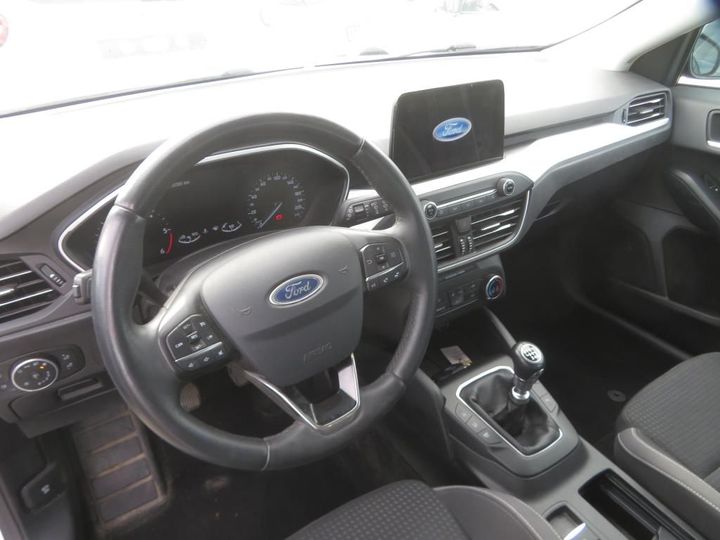 Photo 16 VIN: WF0NXXGCHNKE24623 - FORD FOCUS 