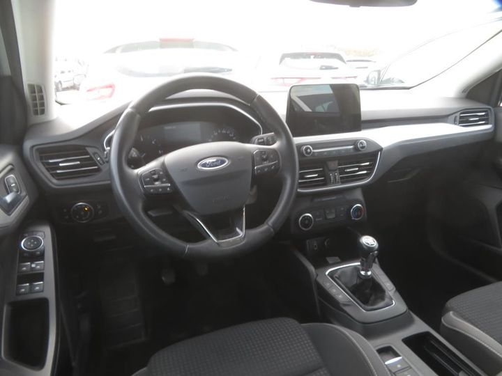 Photo 3 VIN: WF0NXXGCHNKE24623 - FORD FOCUS 