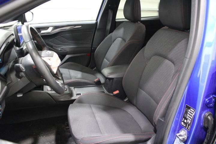 Photo 9 VIN: WF0NXXGCHNKP03121 - FORD FOCUS HATCHBACK 