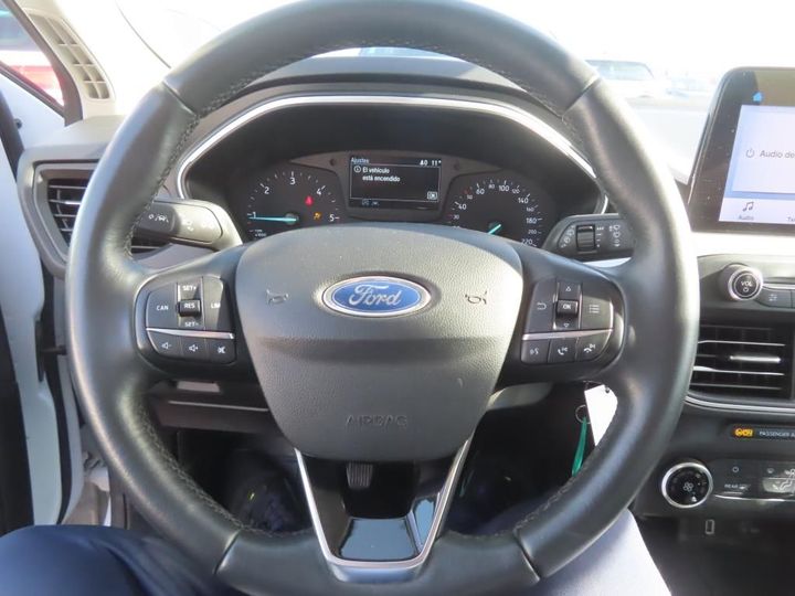 Photo 18 VIN: WF0NXXGCHNKU56669 - FORD FOCUS 